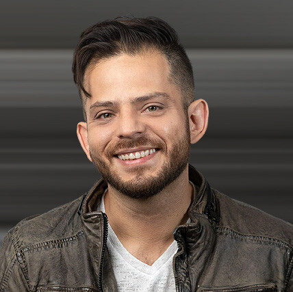 Carlos Yazik